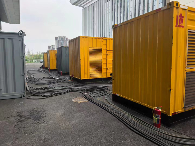 阿拉善左不同季节柴油发电机组保养有哪些注意事项？